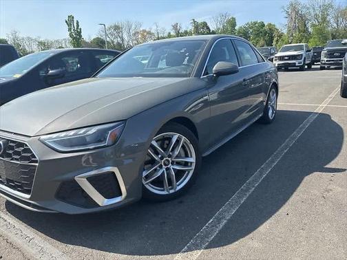 2023 Audi A4 45 S line Premium Plus
