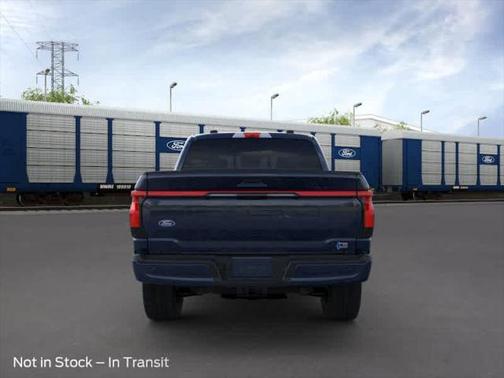 2025 Ford F-150 Lightning LARIAT