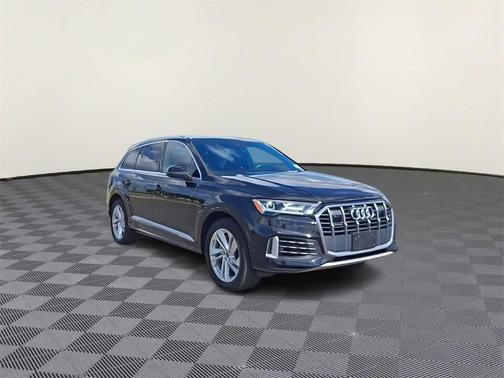 2021 Audi Q7 55 Premium Plus