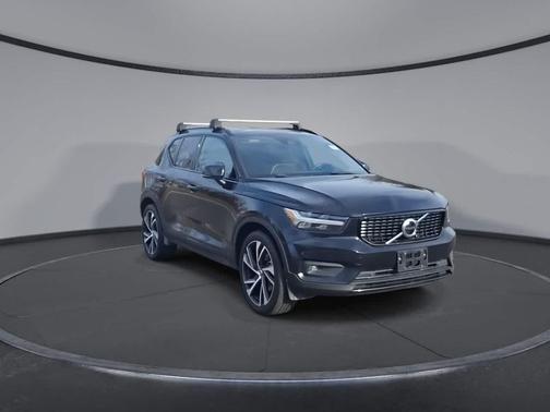 2020 Volvo XC40 T5 R-Design