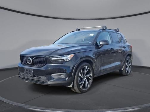 2020 Volvo XC40 T5 R-Design