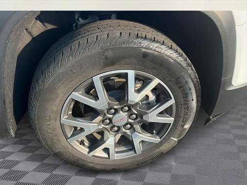 2022 GMC Acadia FWD SLE