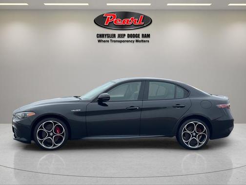 2024 Alfa Romeo Giulia Veloce AWD