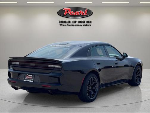Diamond Black Crystal Pearlcoat 2026 Dodge Charger R/T