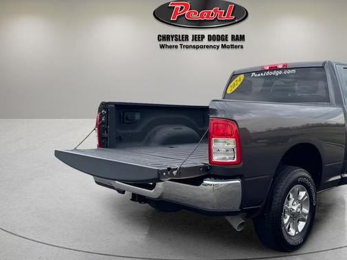 Granite Crystal Metallic Clearcoat 2024 RAM 2500 Big Horn Crew Cab 4x4 6'4' Box