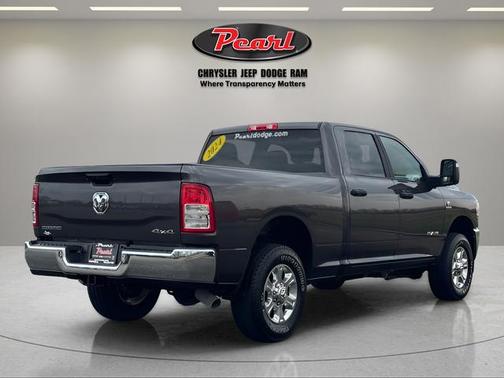 Granite Crystal Metallic Clearcoat 2024 RAM 2500 Big Horn Crew Cab 4x4 6'4' Box