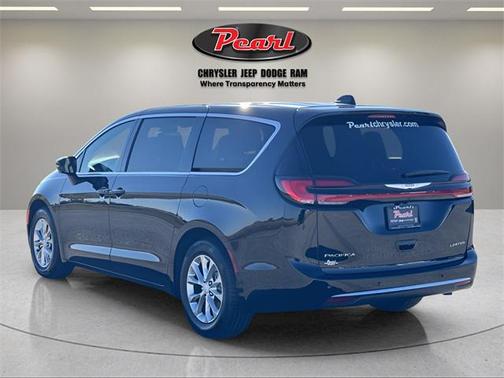 2026 Chrysler Pacifica Limited