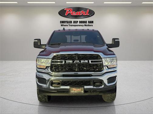 2024 RAM 2500 Tradesman Crew Cab 4x4 6'4' Box