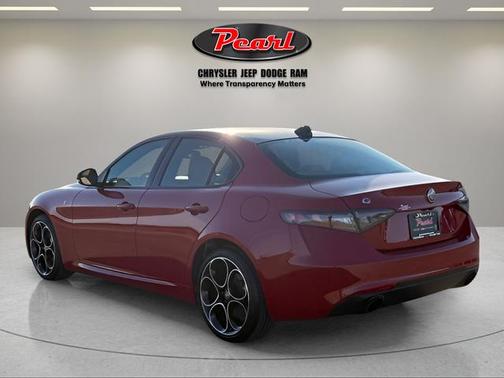 2024 Alfa Romeo Giulia Ti