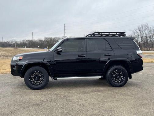 2022 Toyota 4Runner SR5 Premium