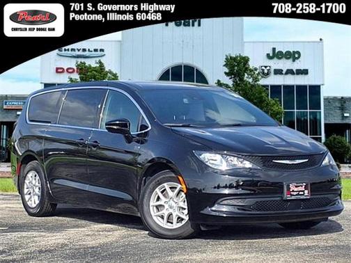 2025 Chrysler Voyager LX