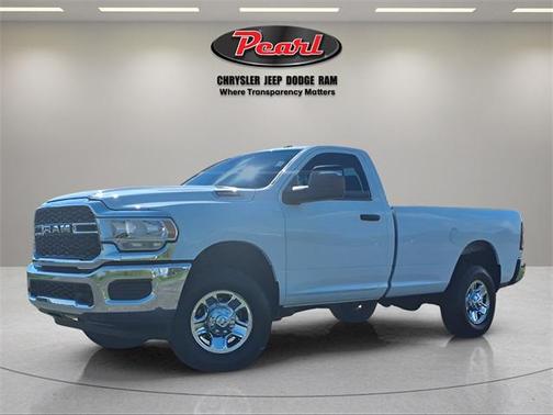 2024 RAM 2500 Tradesman Regular Cab 4x4 8' Box