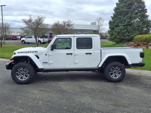 2025 Jeep Gladiator Mojave X