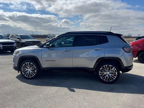 Billet Silver Metallic Clearcoat 2022 Jeep Compass Limited