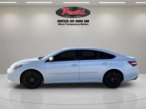 2017 Toyota Avalon XLE