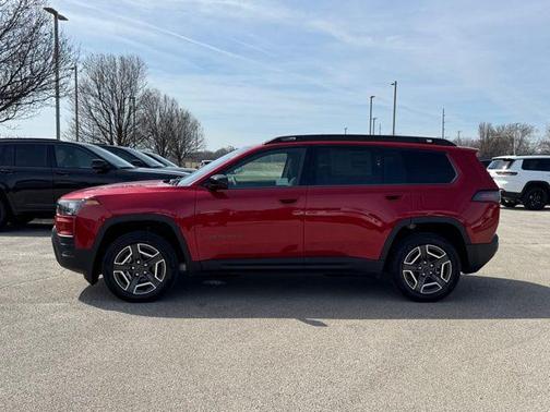 2026 Jeep Cherokee Laredo 4x4