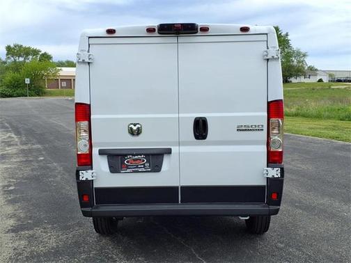 2024 RAM ProMaster 2500 Tradesman