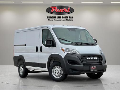 Bright White Clearcoat 2026 RAM ProMaster 1500 Low Roof