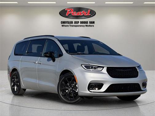 2026 Chrysler Pacifica L