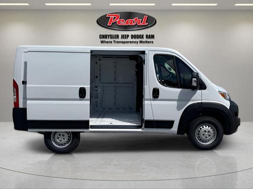 Bright White Clearcoat 2026 RAM ProMaster 1500 Low Roof