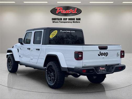 2025 Jeep Gladiator Willys