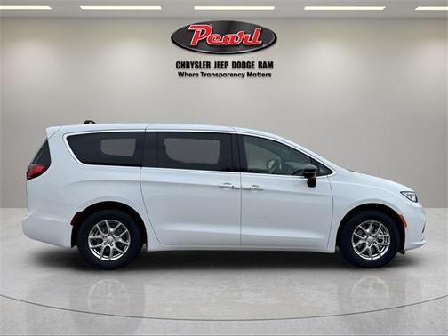 2026 Chrysler Pacifica L