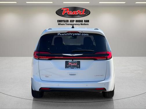 2026 Chrysler Pacifica Limited