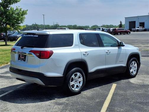2017 GMC Acadia SLE-1