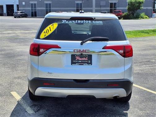 2017 GMC Acadia SLE-1