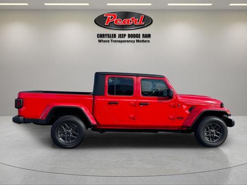 2025 Jeep Gladiator Sport S