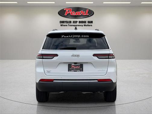 2025 Jeep Grand Cherokee L Laredo