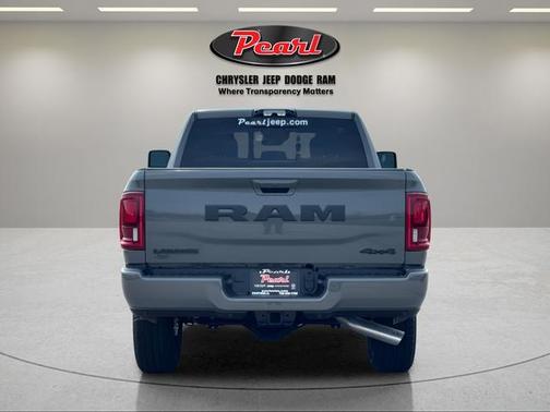 Ceramic Gray Clearcoat 2026 RAM 2500 Laramie Crew Cab 4x4 6'4' Box