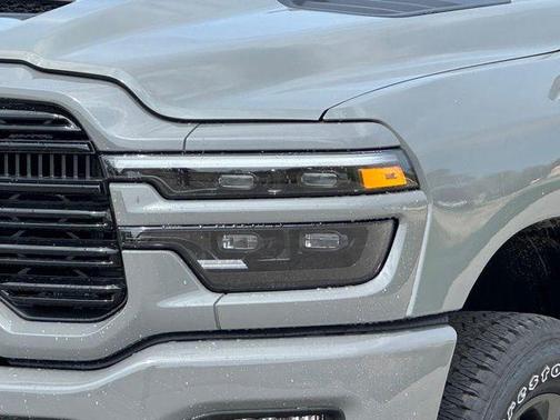 Ceramic Gray Clearcoat 2026 RAM 2500 Laramie Crew Cab 4x4 6'4' Box