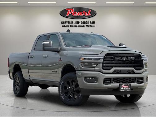 Ceramic Gray Clearcoat 2026 RAM 2500 Laramie Crew Cab 4x4 6'4' Box