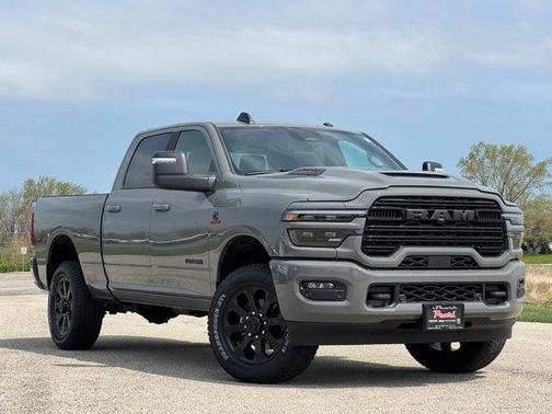 Ceramic Gray Clearcoat 2026 RAM 2500 Laramie Crew Cab 4x4 6'4' Box