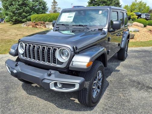 2025 Jeep Wrangler 4-Door Sahara 4x4