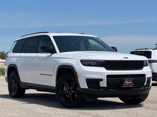 Bright White Clearcoat 2023 Jeep Grand Cherokee L Altitude