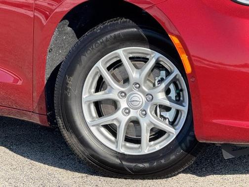 2025 Chrysler Pacifica L