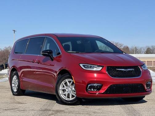 2025 Chrysler Pacifica L