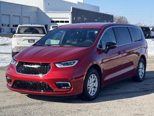 2025 Chrysler Pacifica L