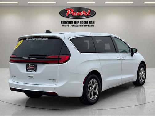 2024 Chrysler Pacifica Limited