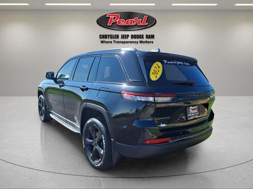 2024 Jeep Grand Cherokee Altitude