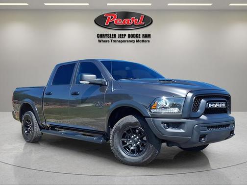 2024 RAM 1500 Classic Warlock Crew Cab 4x4 5'7' Box