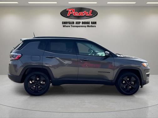 Granite Crystal Metallic Clearcoat 2021 Jeep Compass Latitude