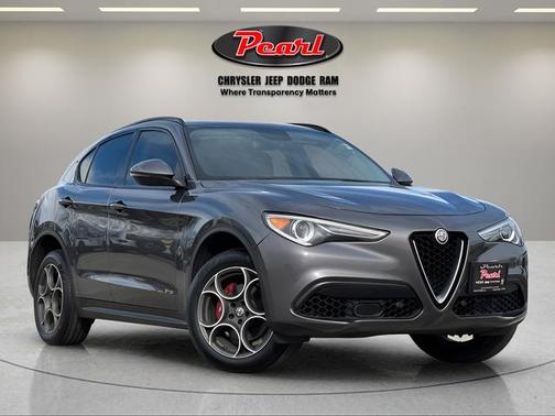 2018 Alfa Romeo Stelvio Sport