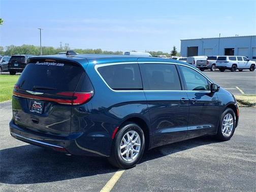 2025 Chrysler Pacifica L