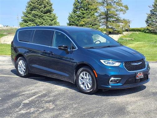 2025 Chrysler Pacifica L