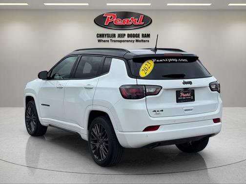 Bright White Clearcoat 2023 Jeep Compass High Altitude