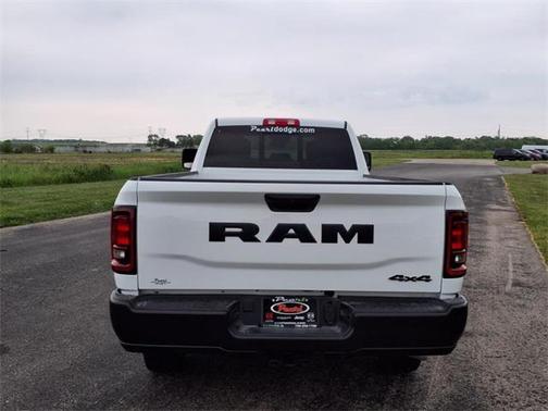 2025 RAM 2500 Tradesman Crew Cab 4x4 8' Box
