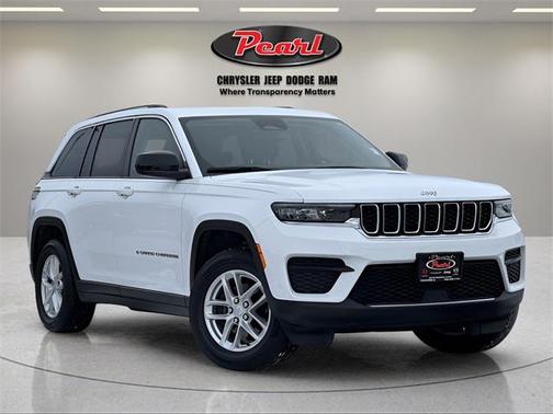 2023 Jeep Grand Cherokee Laredo
